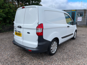 2016 Ford Transit Courier 1.5 Tdci Panel Van 4dr Diesel Manual L1 Euro 5 (75 Ps) in White — image 3