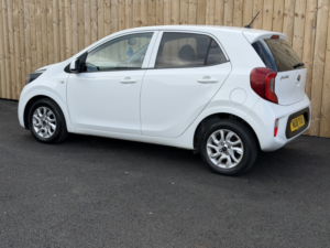 2018 Kia Picanto 1.0 2 in White — image 4