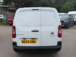 2022 Citroen Berlingo 1.5 Bluehdi 950 Enterprise Xl Pro Panel Van 6dr Diesel Manual Lwb Euro 6 (s/s) (100 Ps) in White — image 4