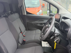 2022 Citroen Berlingo 1.5 Bluehdi 950 Enterprise Xl Pro Panel Van 6dr Diesel Manual Lwb Euro 6 (s/s) (100 Ps) in White — image 5