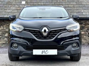 2015 Renault Kadjar 1.5 Kadjar Dynamique Nav Dci 5dr in Black — image 5