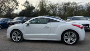 2014 Peugeot Rcz 1.6 Thp Gt Euro 5 2dr in White — image 5