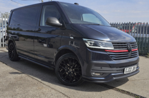 2022 Volkswagen Transporter 2.0 Tdi T30 Highline in Blue — image 4