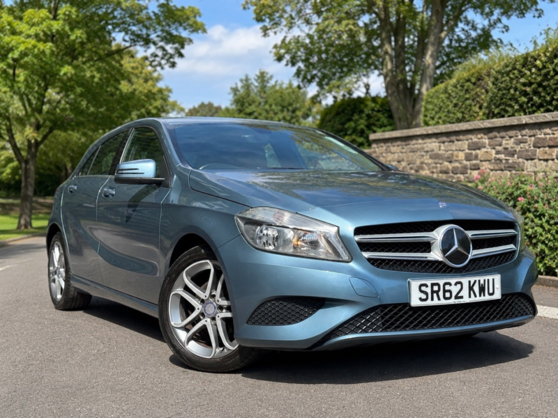 2013 Mercedes-Benz A Class 1.8 A180 Cdi Blueefficiency Sport in Blue — image 1