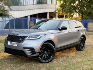 2020 Land Rover Range Rover Velar 2.0 D180 R-Dynamic Se Auto 4WD Euro 6 (s/s) 5dr in Grey — image 6