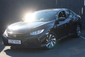 2017 Honda Civic 1.0 Vtec Turbo Se in Black — image 3