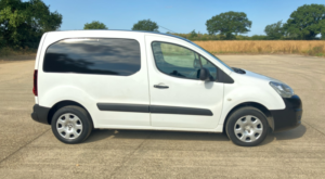 2015 Peugeot Partner 1.6 Hdi 850 Se in White — image 3