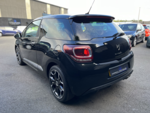 2013 Citroen Ds3 1.6 E-Hdi Airdream Dsport Plus in Black — image 5