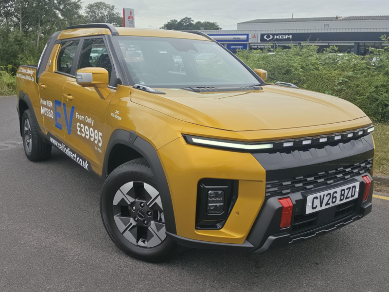 2026 Kgm Musso 80.6kwh Auto 4WD 4dr in Gold — image 1