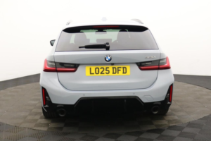 2025 BMW 3 Series 2.0 320i M Sport Touring 5dr Petrol Auto Euro 6 (s/s) (184 Ps) in Grey — image 6
