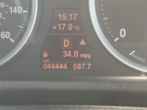 2013 BMW X6 3.0 40d SUV 5dr Diesel Auto Xdrive Euro 5 (306 Ps) in Grey — image 3