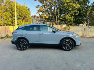 2023 Nissan Qashqai 1.3 Dig-T Mhev Tekna Xtron Euro 6 (s/s) 5dr in Grey — image 3