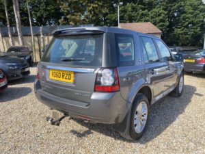 2010 Land Rover Freelander 2 2.2 Sd4 Hse in Grey — image 3