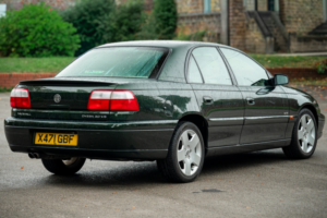 2000 Vauxhall Omega in Green — image 2