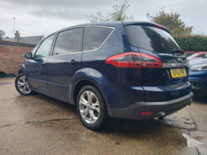 2010 Ford S-Max 2.0 T Ecoboost Titanium in Blue — image 4