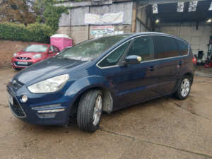 2010 Ford S-Max 2.0 T Ecoboost Titanium in Blue — image 5