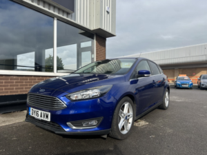 2016 Ford Focus 1.0 T Ecoboost Titanium in Blue — image 3