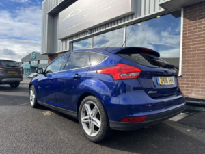 2016 Ford Focus 1.0 T Ecoboost Titanium in Blue — image 4