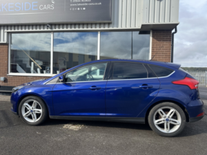 2016 Ford Focus 1.0 T Ecoboost Titanium in Blue — image 5