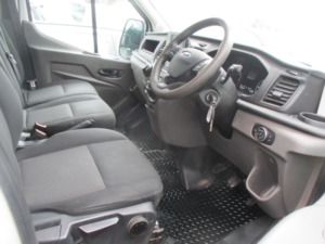 2019 Ford Transit 2.0 350 Ecoblue Leader in White — image 3