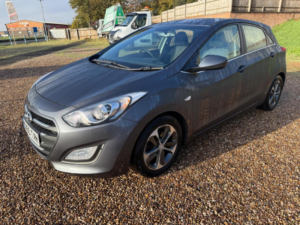 2015 Hyundai I30 1.4 Blue Drive Se Euro 6 (s/s) 5dr in Grey — image 4
