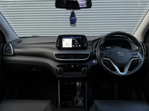 2018 Hyundai Tucson 1.6 T-Gdi Premium in Grey — image 5