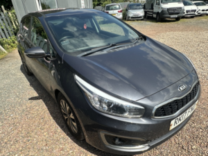 2017 Kia Ceed 1.6 Crdi 3 in Silver — image 2