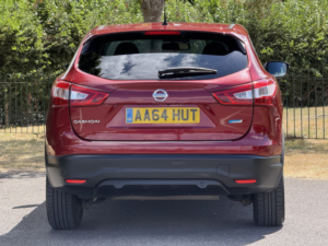 2014 Nissan Qashqai 1.5 Dci Acenta Premium in Red — image 5