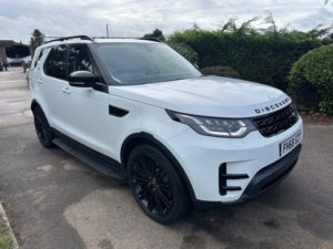 2018 Land Rover Discovery 3.0 Td V6 Hse in White — image 5