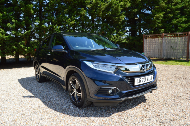 2020 Honda Hr-V 1.5 I-Vtec Se in Blue — image 1