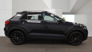 2021 Volkswagen T-Roc 1.5 Tsi Evo Black Edition SUV 5dr Petrol DSG Euro 6 (s/s) (150 Ps) in Black — image 5