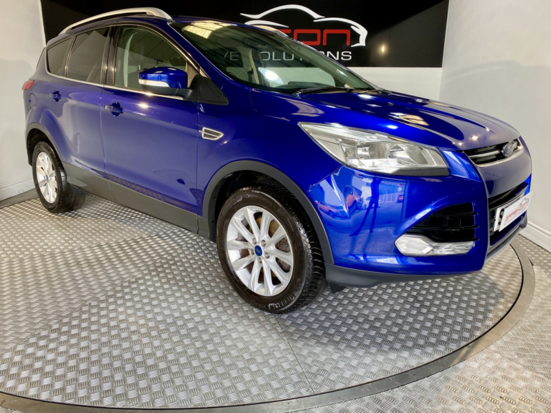 2017 Ford Kuga 2.0 Tdci Titanium in Blue — image 1