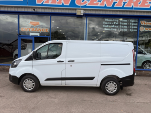 2021 Ford Transit Custom 2.0 300 Ecoblue Leader Panel Van 5dr Diesel Manual L1 H1 Euro 6 105 Ps in White — image 4