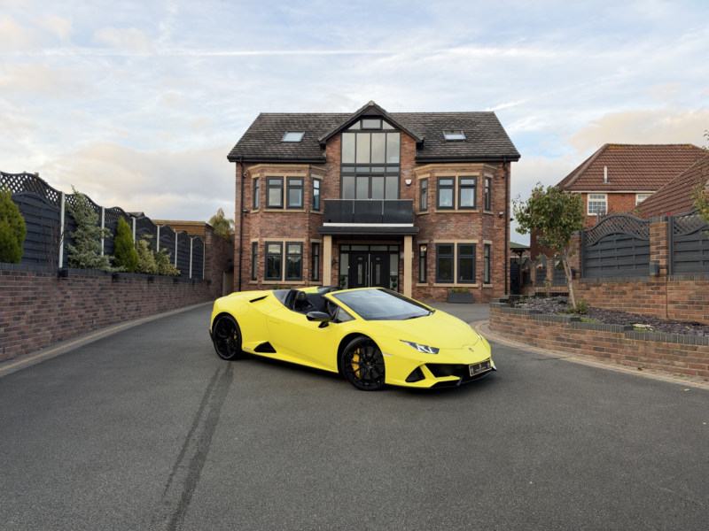2024 Lamborghini Huracan 5.2 V10 Lp 640-4 Evo in Black — image 1