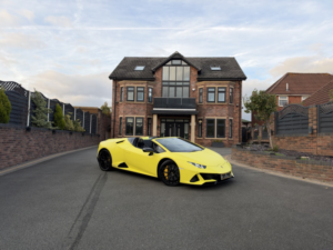 2024 Lamborghini Huracan 5.2 V10 Lp 640-4 Evo in Black — image 4