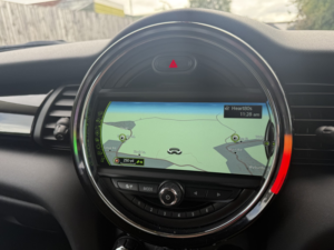 2016 MINI Hatch 2.0 Cooper S 3-Door Hatch in Black — image 5