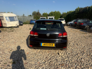 2011 Volkswagen Golf 1.6 Tdi Bluemotion Hatchback 5dr Diesel Manual Euro 5 (s/s) (105 Ps) in Black — image 5