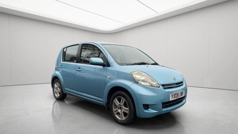 2008 Daihatsu Sirion 1.3 Se 5dr in Blue — image 1