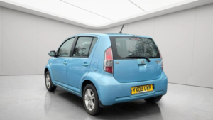 2008 Daihatsu Sirion 1.3 Se 5dr in Blue — image 4