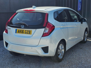2016 Honda Jazz 1.3 I-Vtec Se Euro 6 (s/s) 5dr in White — image 4