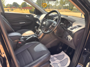 2016 Ford Kuga 2.0 Tdci Titanium 2WD Euro 6 (s/s) 5dr in Black — image 4