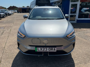 2023 MG MG Zs 72.6kwh Trophy Long Range SUV 5dr Electric Auto (156 Ps) in Silver — image 2