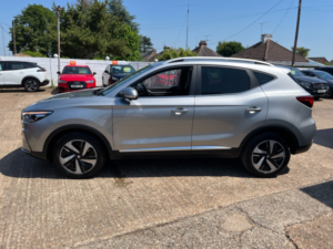 2023 MG MG Zs 72.6kwh Trophy Long Range SUV 5dr Electric Auto (156 Ps) in Silver — image 4