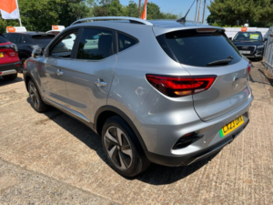 2023 MG MG Zs 72.6kwh Trophy Long Range SUV 5dr Electric Auto (156 Ps) in Silver — image 5