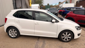2011 Volkswagen Polo 1.2 Se Euro 5 5dr in White — image 2