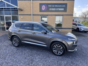 2024 Hyundai Santa Fe 1.6 Santa Fe PHEV Ult At6 Lux My23.1 in Grey — image 3