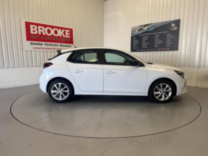 2020 Vauxhall Corsa 1.2 Se Premium Euro 6 5dr in White — image 4