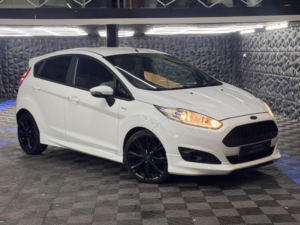 2017 Ford Fiesta 1.0t Ecoboost St-Line Euro 6 (s/s) 5dr in White — image 2
