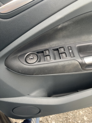 2014 Ford C-Max 2.0 Tdci Titanium in White — image 4