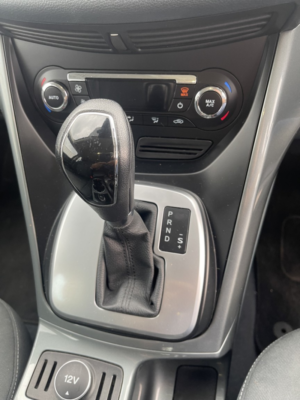 2014 Ford C-Max 2.0 Tdci Titanium in White — image 5